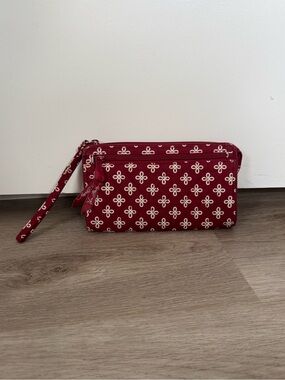 Vera Bradley Red White Quilted Wristlet Zip Wallet Clutch Purse